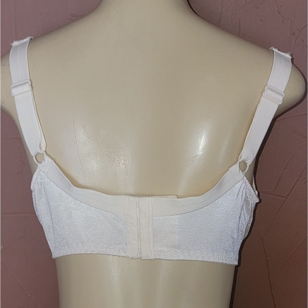 Playtex 36DD nude underwire bra - Picture 9 of 12